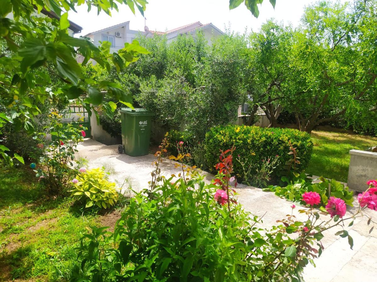 Apartmani Trubi 2 Vodice Exterior photo